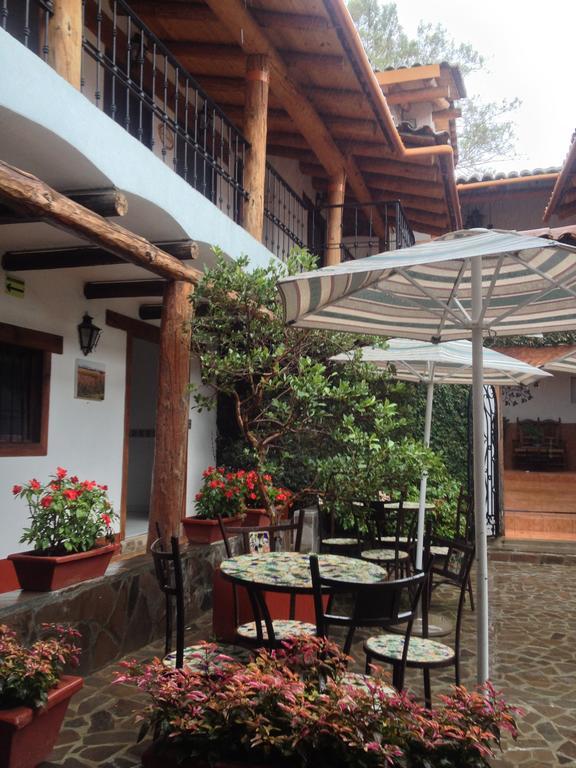 Hotel Meson Del Romero Tapalpa Zewnętrze zdjęcie